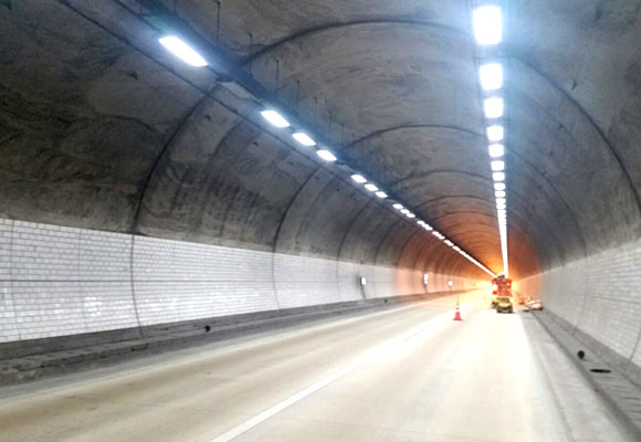 터널(대구-부산고속도로 터널) 공사후 사진