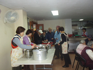 수원지점, 노인복지관 방문해 점심식사 제공