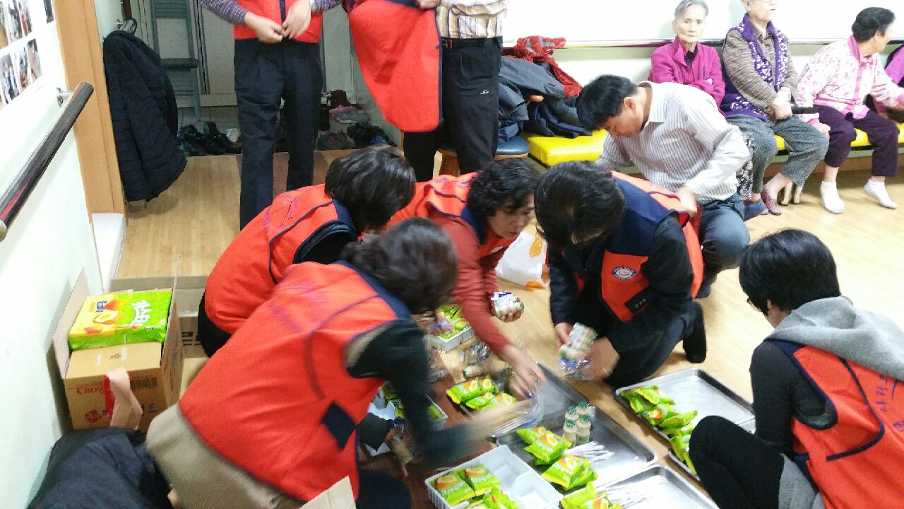 선심 노인의 집 방문