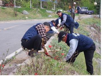천안지점, 장마로 훼손된 복지원 시설물…대대적인 정비