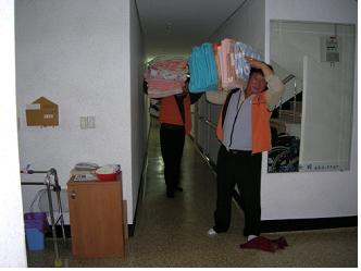 여수지점, “하늘도 감동…화창한 날씨” 산더미 이불빨래 성공