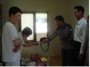 보령사업소, 인근 주민 딱한 사정에 성금 전달