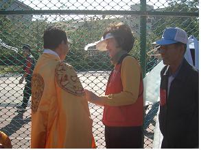 북부지점, 노인들과 전통축제 행사 가져