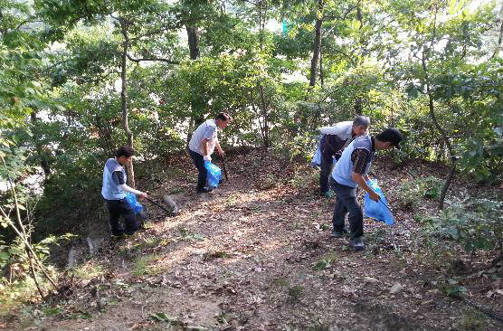 소공원 및 등산로 환경정화