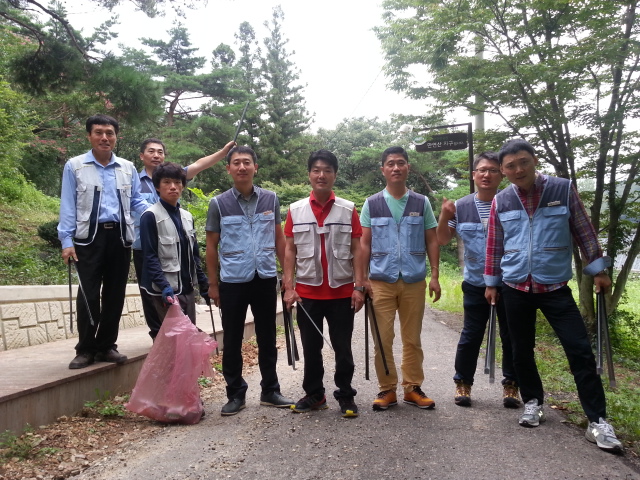 화순 남산공원 환경정화 운동