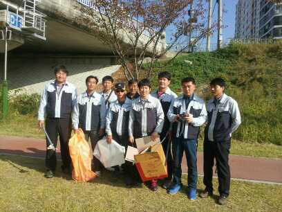 밀양 체육공원 환경정화