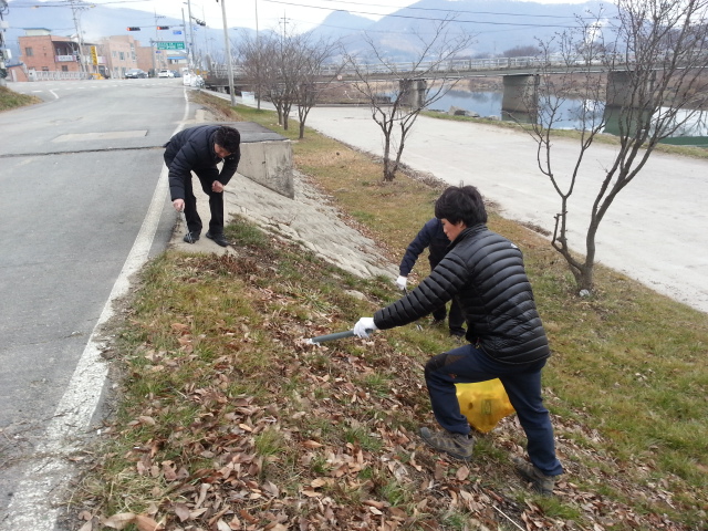 화순천 대로변 환경정화 활동