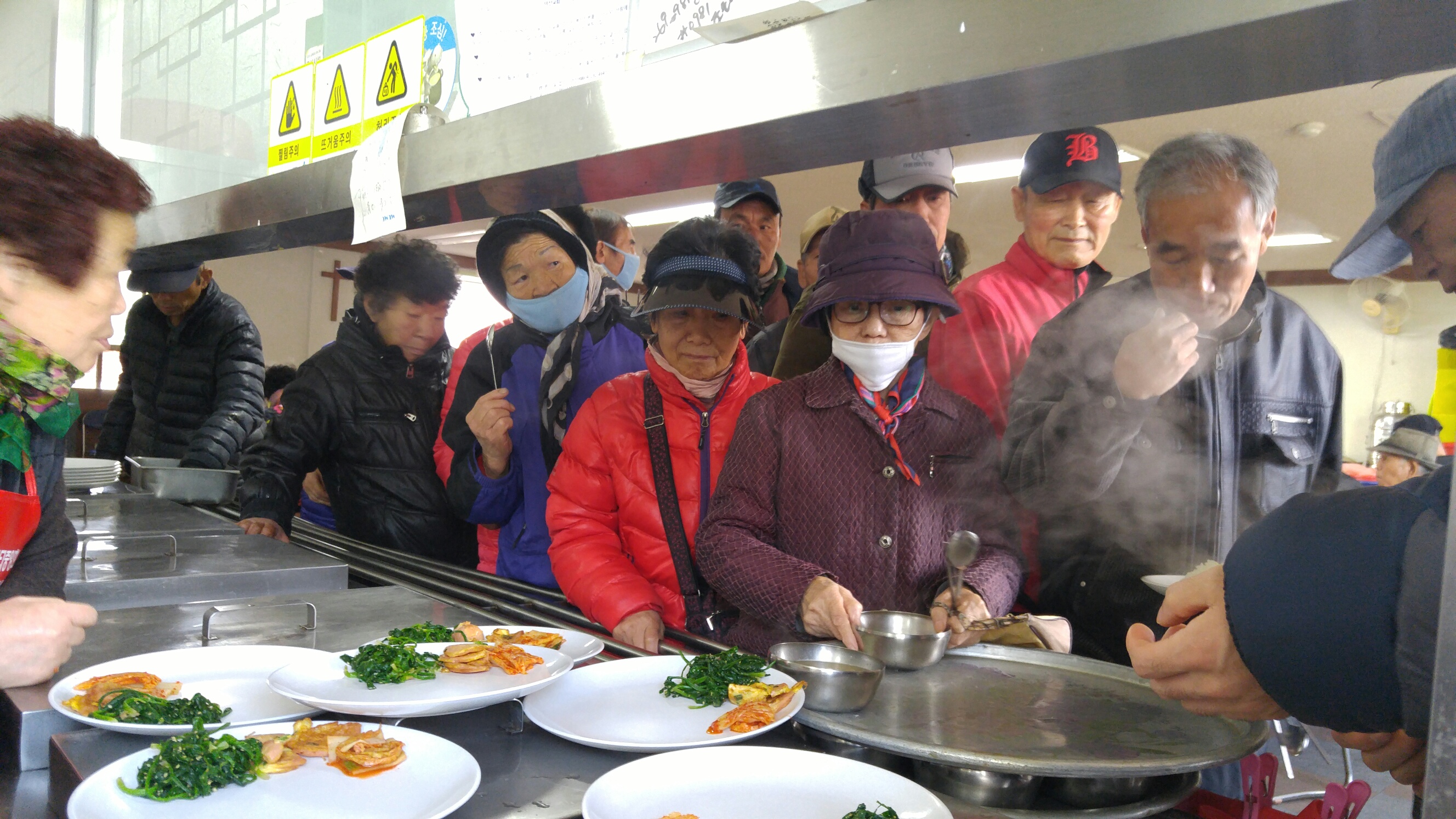 [마산지점]나누리 봉사단 무료배식 봉사활동시행