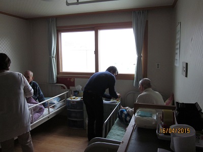 선심 노인의 집 방문