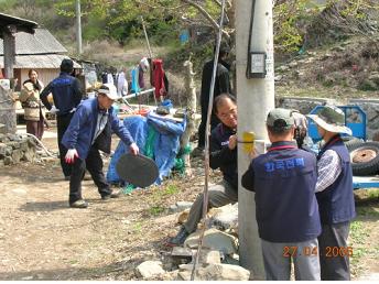서울산지점, 체육행사 대신 강풍 피해입은 ‘배내골’ 방문