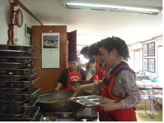 수원지점, “일하고… 봉사하고…” 복지관에서 바쁜 하루