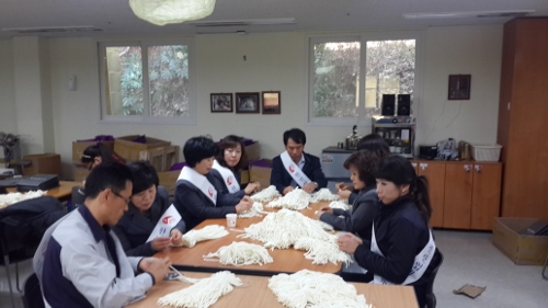 초읍동 신애재활원 방문 수공예작업