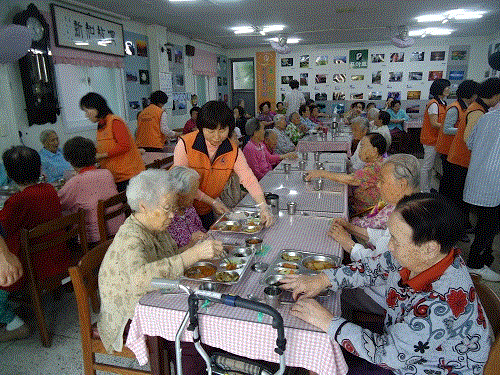 복지기관 물품지원 및 배식봉사