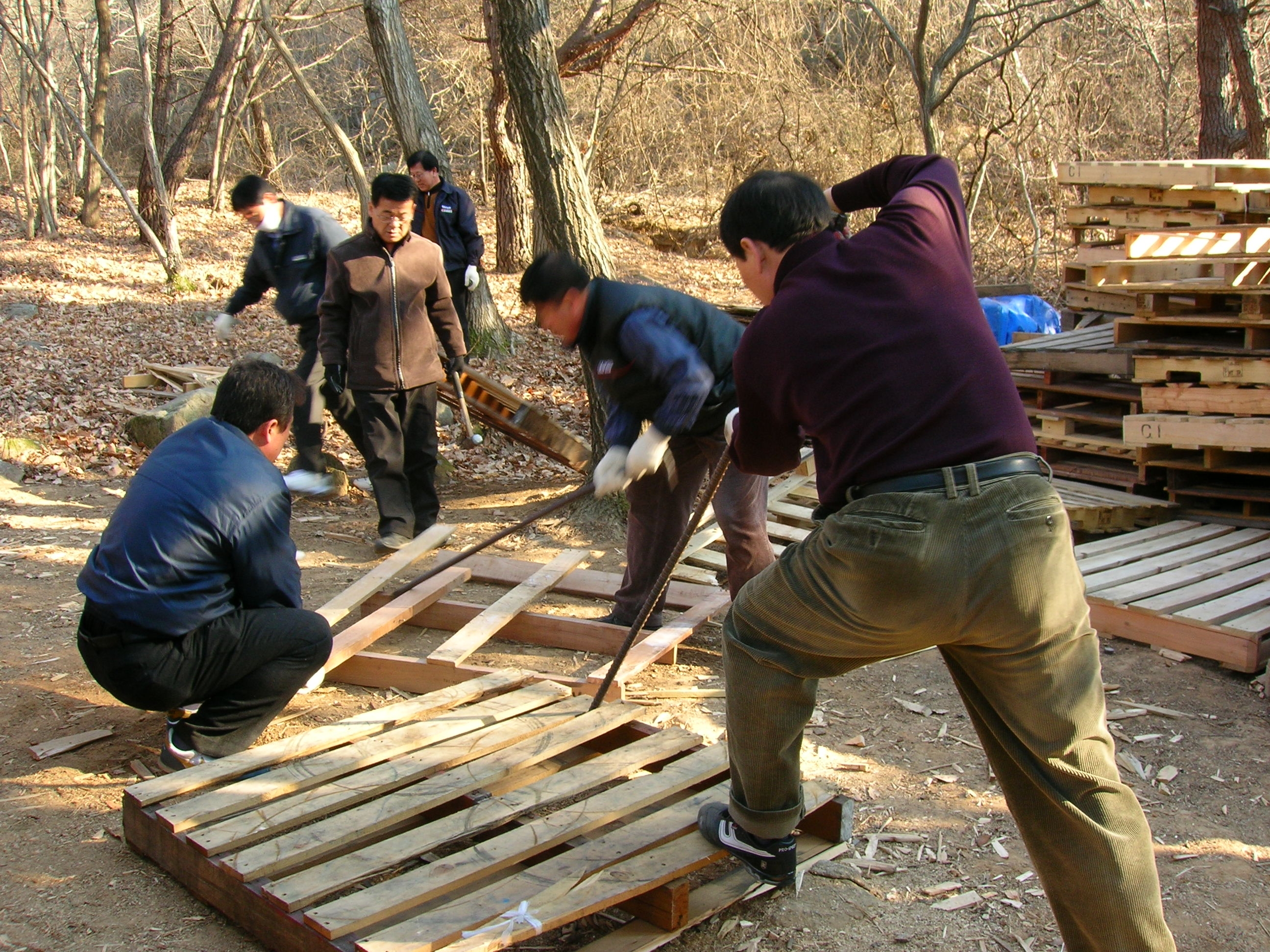 울산지점, 작은마을 노인의집 봉사활동 실시