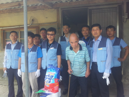 장애인거주가옥 전기시설 점검및 주변 환경정화활동