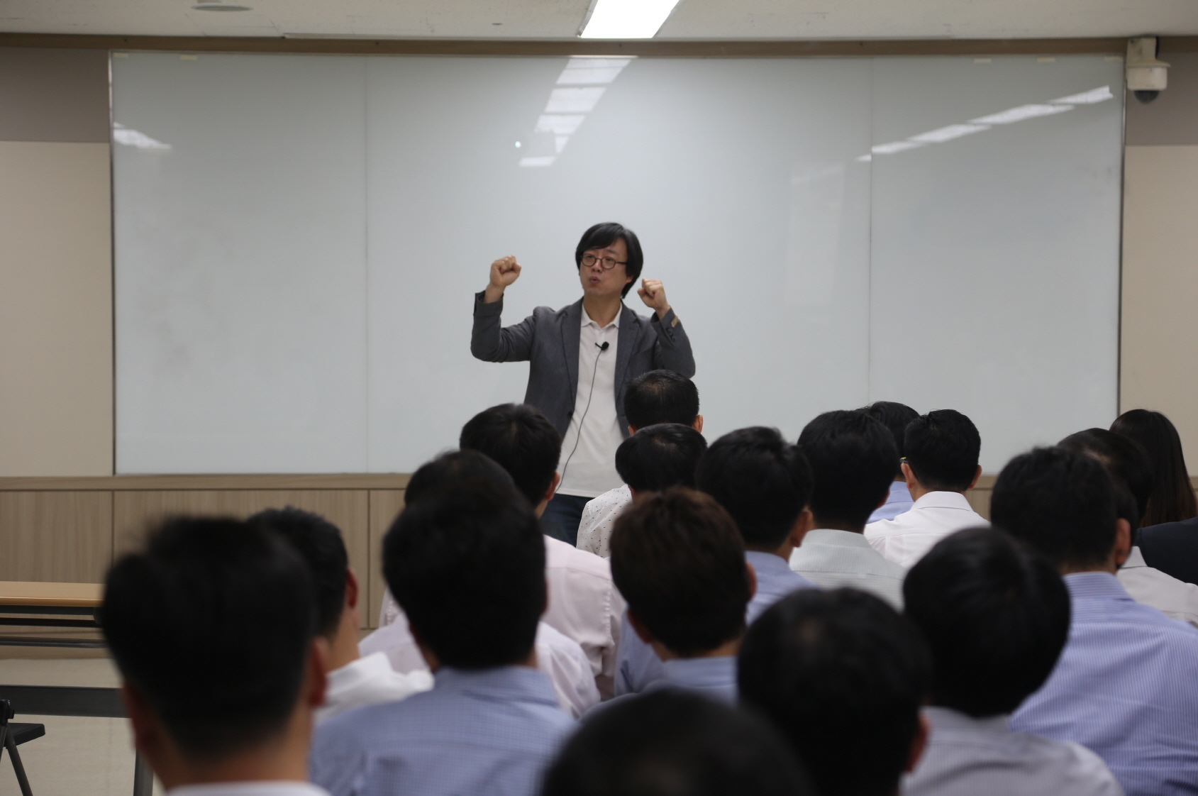 내 안의 예술을 깨워, 내 삶도 예술이 되다 주제 개최한 SEI 포럼 모습