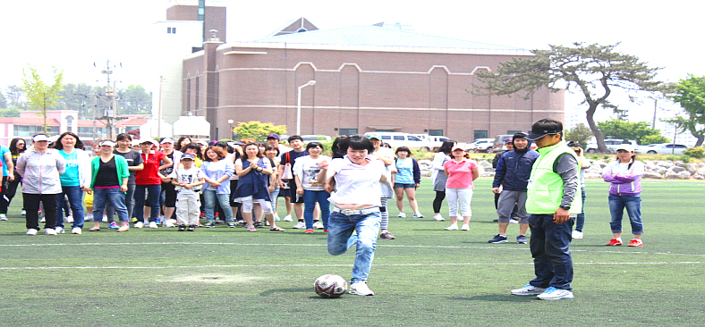 2012년 5월13일 충남 태안군내 태안중학교내, 춘계 노사 한마음 체육대회 활동사진