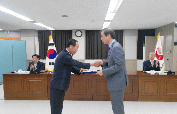 「한산을 빛낸 얼굴」첫 포상